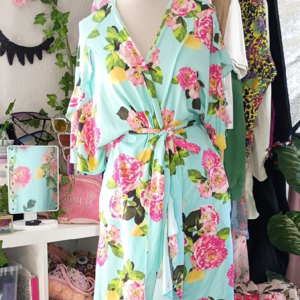 Betsey Johnson Floral Kimono in Pink and Green